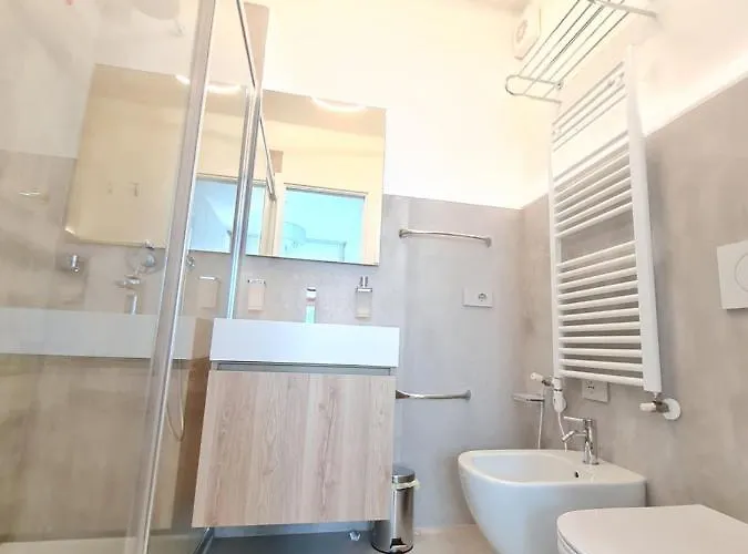 Sole Di Diana Luxury דירה פסקיארה דל גארדה